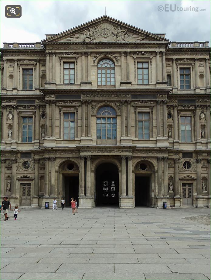 West facade Aile Est Musee du Louvre