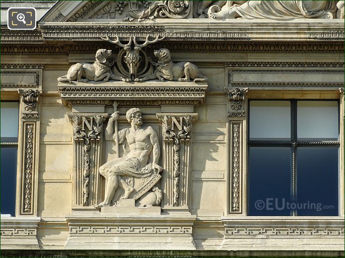 4th window left side bas relief sculpture on Aile de Flore