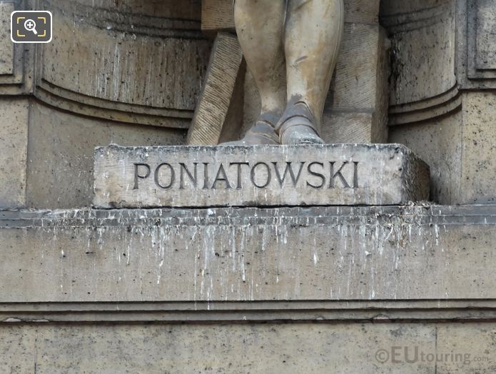 Poniatowski inscription on statue pedestal at The Louvre