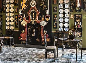 Antique collections at Maison Victor Hugo