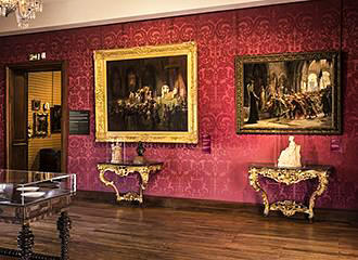 Red room at Maison Victor Hugo