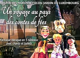 Indoor puppet show at Theatre des Marionnettes du Jardin du Luxembourg
