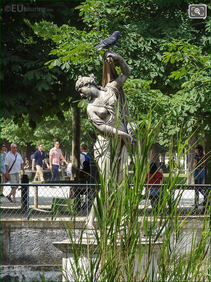 Venus Callipyge Exedre Sud Jardin des Tuileries looking NW