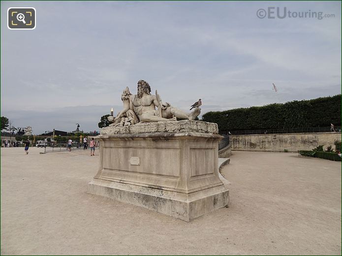 Rampe Nord and Le Tibre statue, Jardin des Tuileries, looking NW
