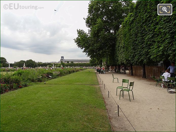 Allee de Diane path in Jardin des Tuileries looking SW