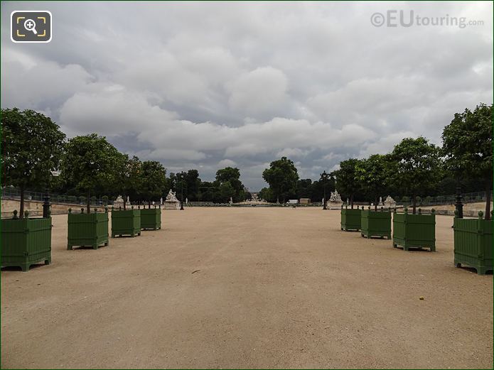 Jardin des Tuileries look SE through the central walkway from Fer a Cheval
