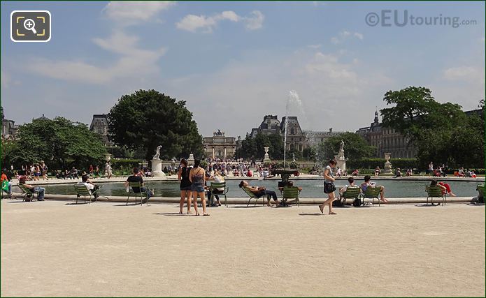 Grand Bassin Rond Jardin des Tuileries looking East