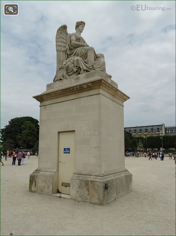 L'Histoire Statue Tuileries Gardens looking NNW