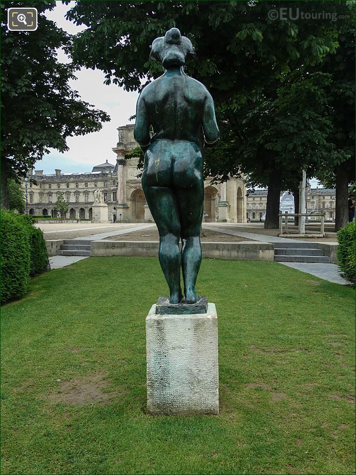 Roman Goddess of Fruit statue, Tuileries Gardens looking NE