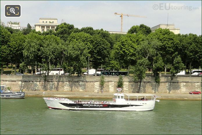 Vedettes de Paris boat Paris Montmartre