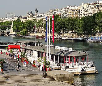 Vedettes de Paris dock