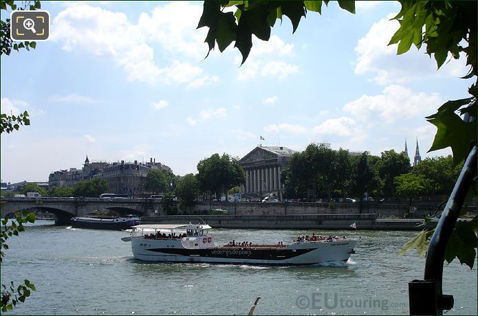 Vedettes de Paris sightseeing tour