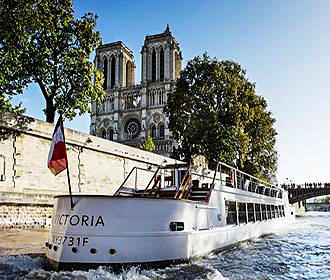 Yachts de Paris Victoria boat