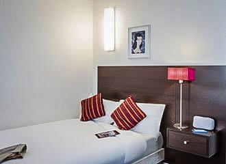 Adagio Access Aparthotel Paris Bastille Bedroom