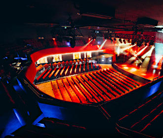 Bataclan stage and seating