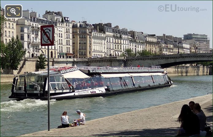 Started in 1949, Bateaux Mouches restaurant boats