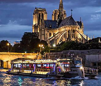 Bateaux Parisiens night cruises