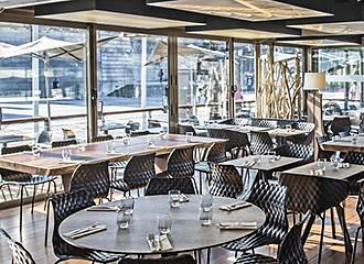 Bateaux Parisiens bistro