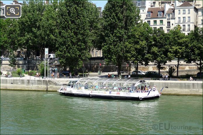 Batobus docking on River Seine Paris