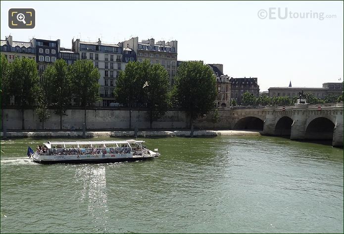 Batobus passing Ile de la Cite