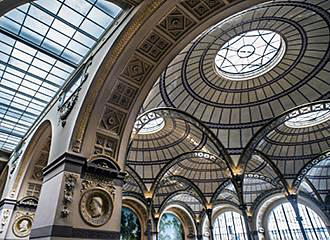 Arches within Bibliotheque Richelieu-Louvois