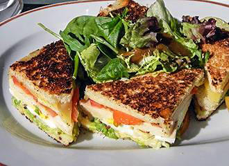 Cafe Richelieu Angelina club sandwich