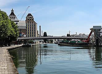 Canal de l’Ourcq pathway