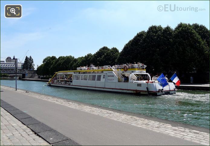 Canauxrama boat Park de la Villette