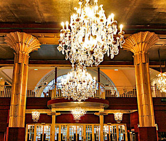 Casino de Paris mezzanine