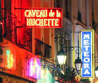 Caveau de la Huchette sign