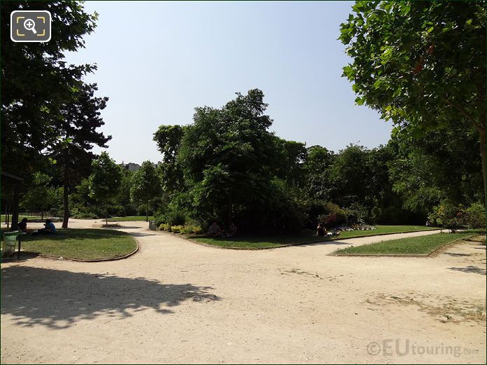 Pathways in the Champ de Mars