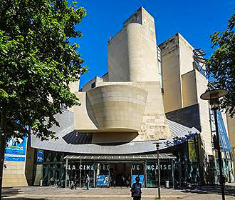 Front facade of La Cinematheque Francaise