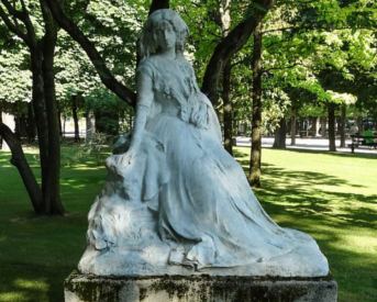 Images of George Sand monument