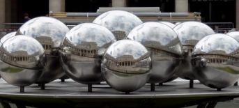 Images of La Fontaine des Spheres