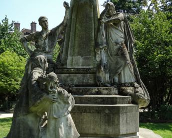 Images of Ludovic Trarieux monument