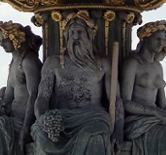 Images of sculptures on Fontaine des Fleuves