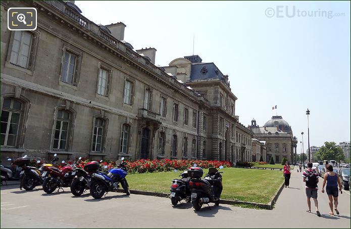 Front facade of the Ecole Militaire