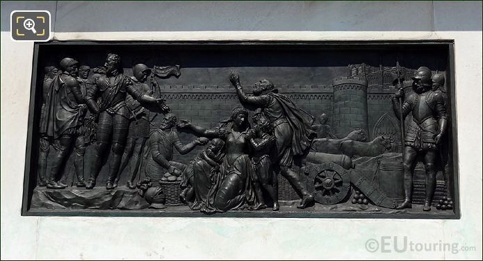 King of France scene on Henri IV statue