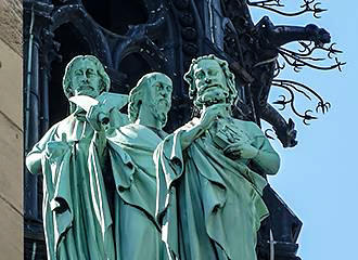 North west Apostle statues on Notre Dame Cathedral