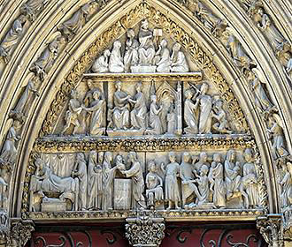 Doorway sculpture at Notre Dame Cathedral