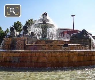 Fontaine aux Lions de Nubie west side