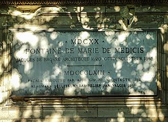 Inscription plaque on Fontaine de Leda