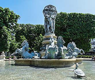 Fontaine des Quatre Parties du Monde