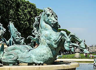 Horses on Fontaine des Quatre Parties du Monde
