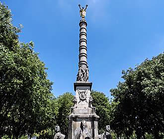 Fontaine du Palmier Paris