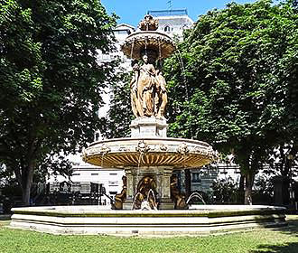 Fontaine Louvois Paris