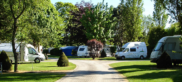 Camping de la Bien-Assise pitches