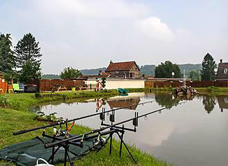 Camping Loisirs Le Petit Saint-Jean fishing