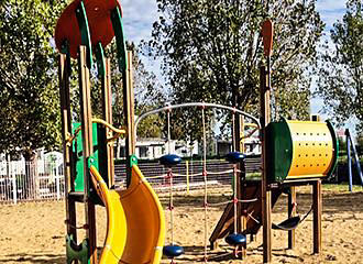 Camping Le Cottage Fleuri playground