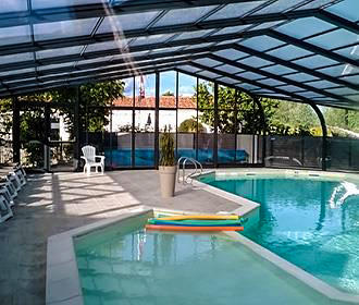 Camping les Charmes swimming pool